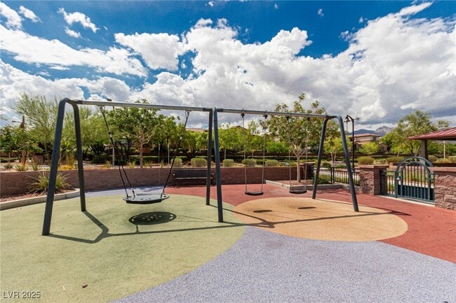 Building Photo - 11297 Gravitation Dr