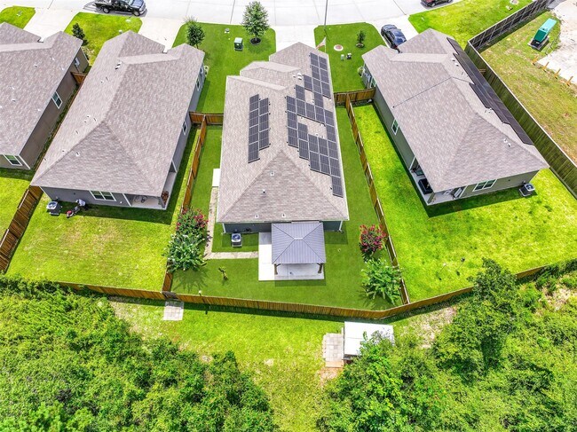 Building Photo - 23144 Shakespeare Dr