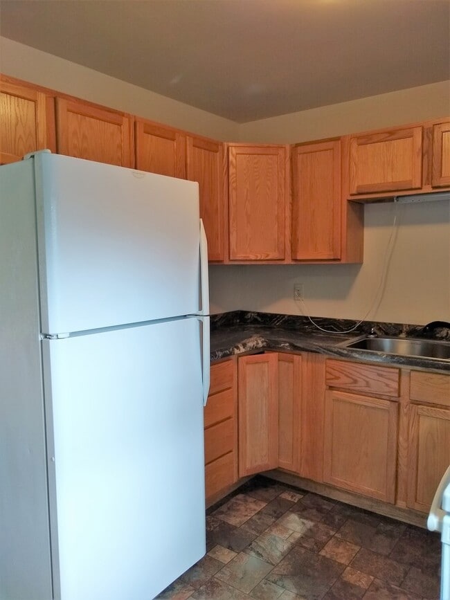 Building Photo - 716-4