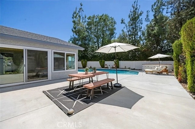 Building Photo - 26017 Redbluff Dr