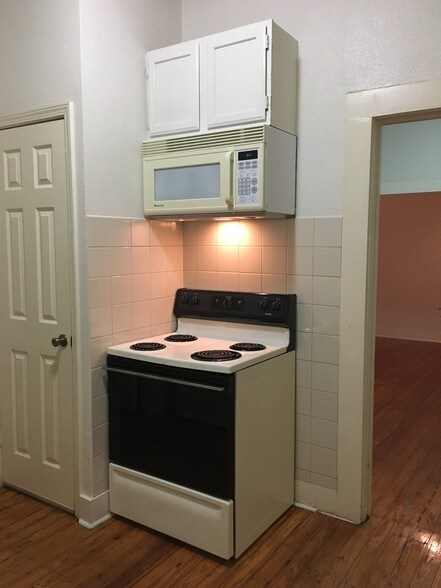 Building Photo - 505 Wilmington Ave