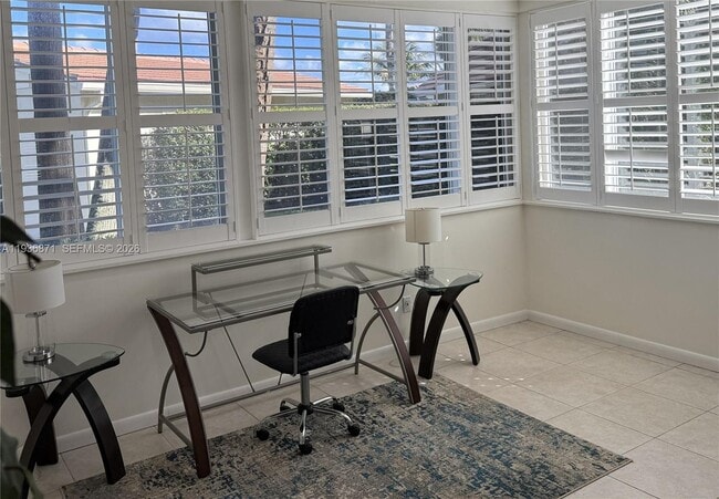 Building Photo - 4161 S US Hwy 1