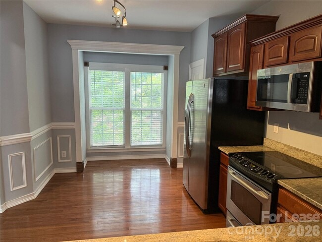 Building Photo - 11814 Chelton Ridge Ln
