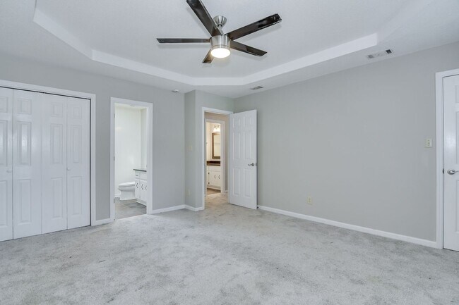 Building Photo - 321 Timberidge Dr