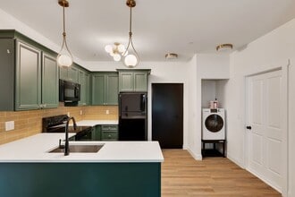 Building Photo - 36 Pawling Ave