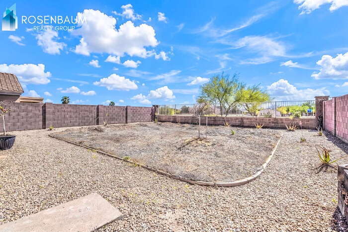 Building Photo - 24347 N Oasis Blvd