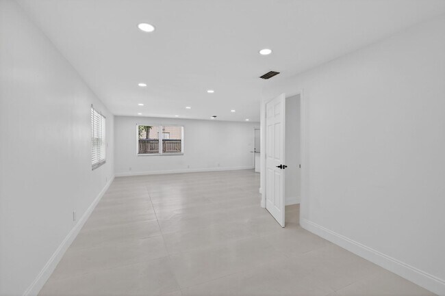 Building Photo - Renovated 3BR/2BA Corner Single-Family Home – Large Fenced Yard, NO HOA