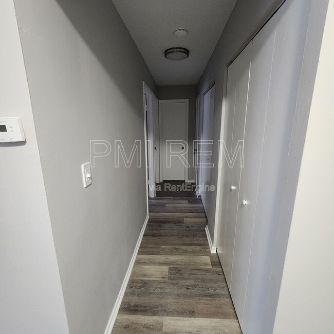 Building Photo - 5281 E 126th St