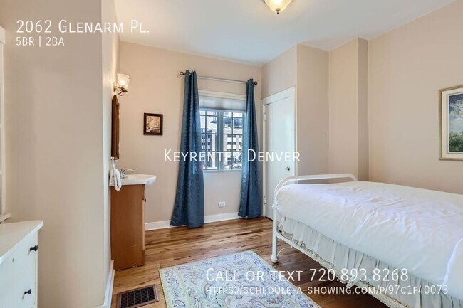 Building Photo - Charming Victorian Home in Downtown Denver...