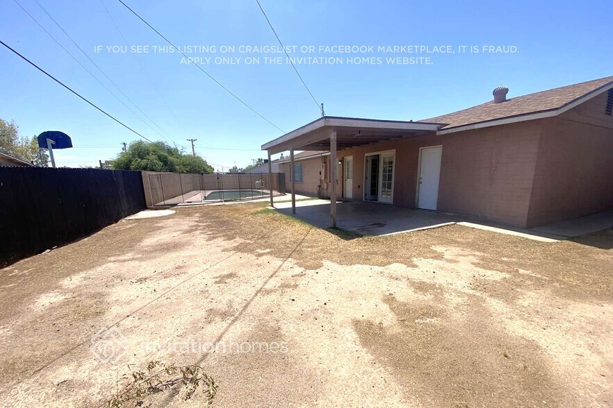 Building Photo - 5625 W Pierson St