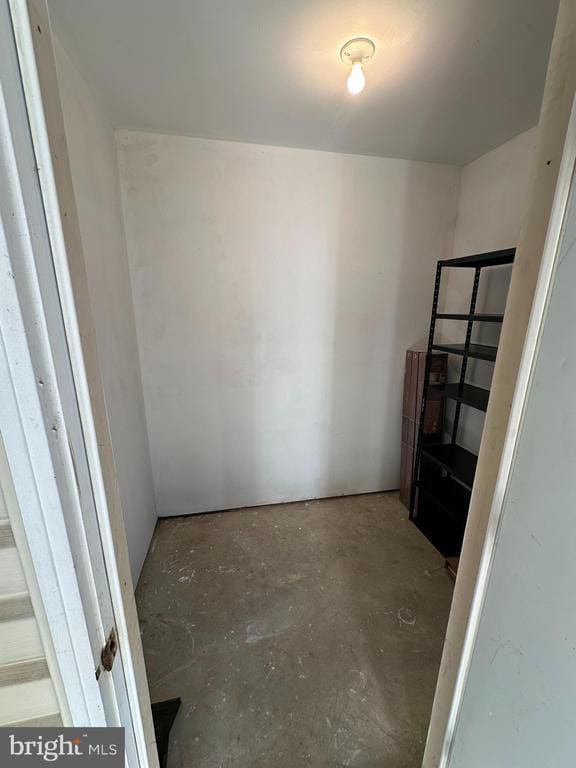 Building Photo - 511 Walden Cir