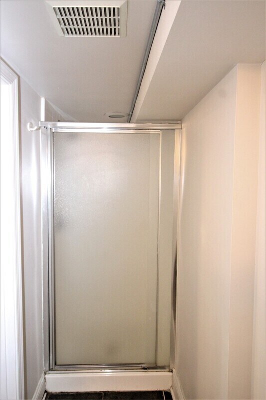 Building Photo - 1819 Jackson St