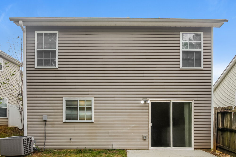 Building Photo - 203 Silver Spring St