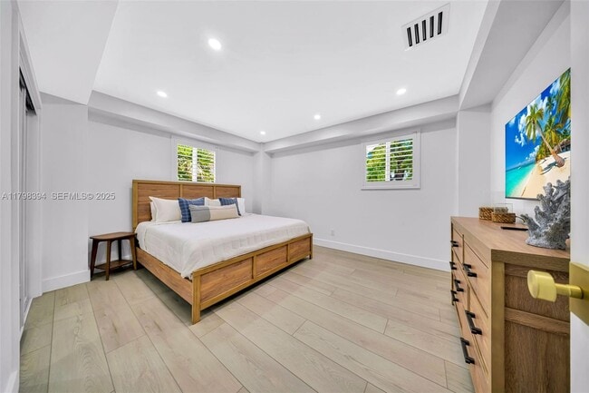 Building Photo - 129 Nautilus Dr