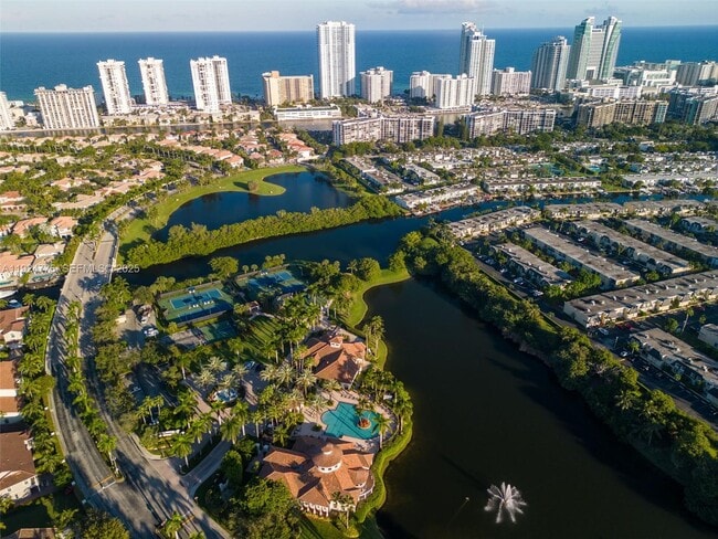 Building Photo - 1549 Breakwater Terrace