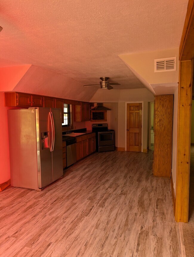 Building Photo - 6060 E Forest Trail Dr