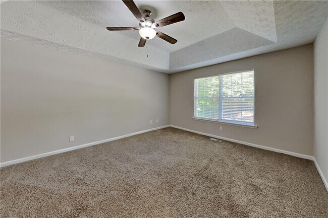 Building Photo - 460 Highlander Way