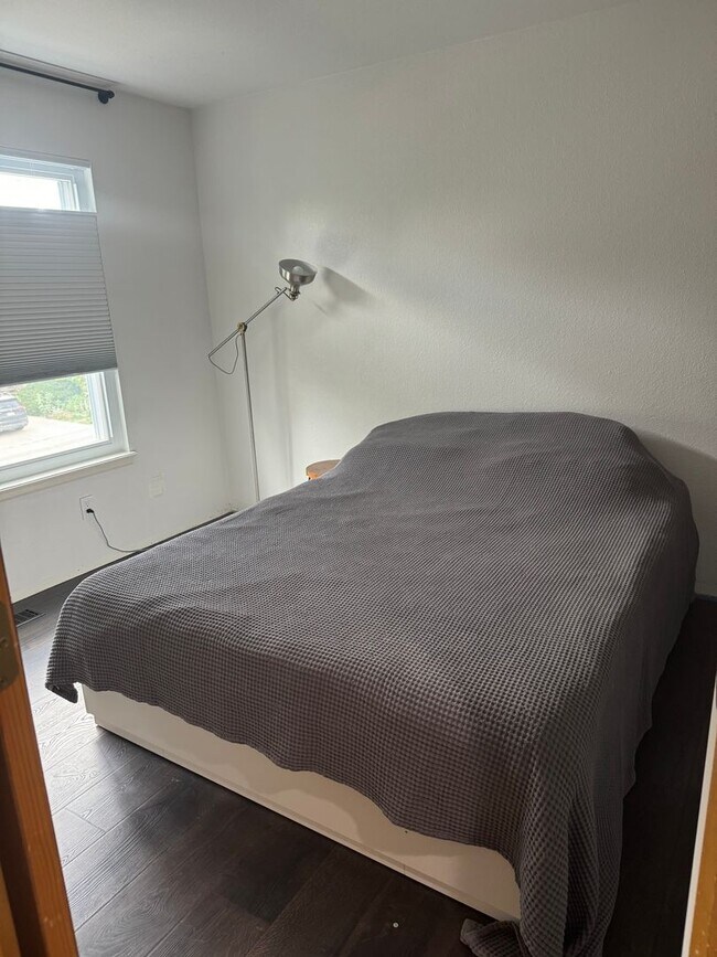 Building Photo - Stunning Home Near Waneka Lake with Modern Upgrades