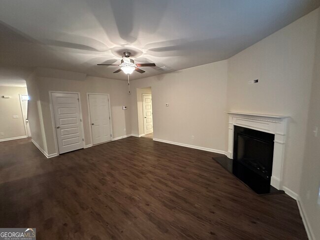 Building Photo - 376 Pernell Dr