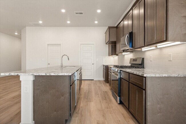 Building Photo - 2604 Garland Ave