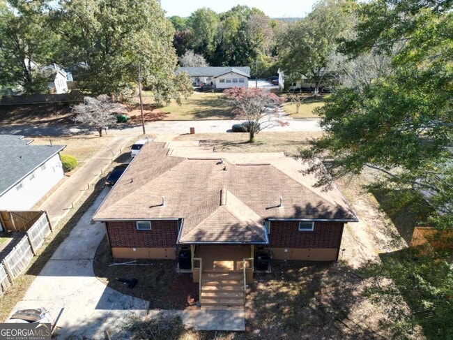 Building Photo - 2041 Nettie Ct