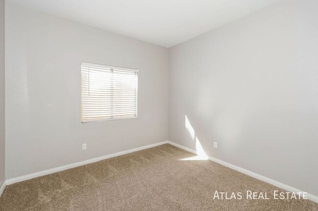 Building Photo - 1769 Clear River Falls Ln