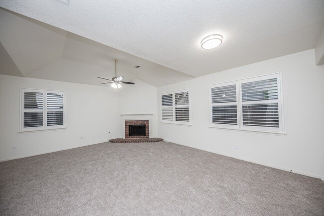 Building Photo - 2922 Copper Cliff Dr