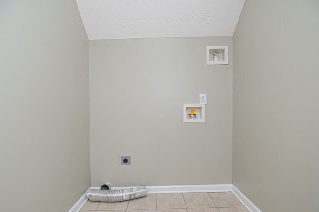 Building Photo - 3401 Connection Dr