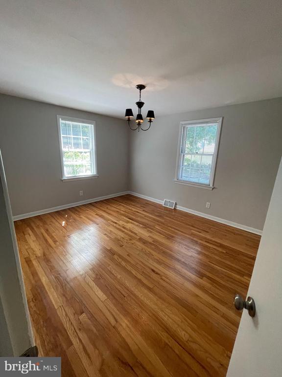 Building Photo - 705 Pomona Ave