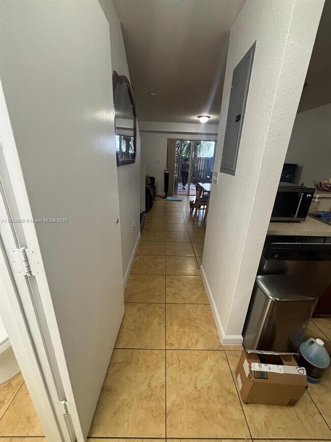 Building Photo - 14054 NW 17th Ave