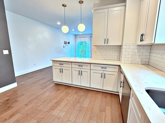 Building Photo - 4209 SE 80th Ave