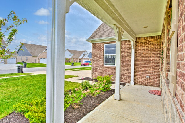 Building Photo - 1728 Gordon Dr