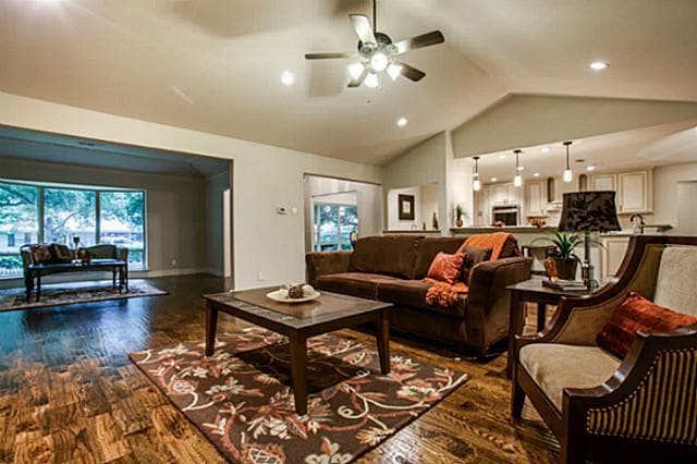 Building Photo - 6951 Stefani Dr