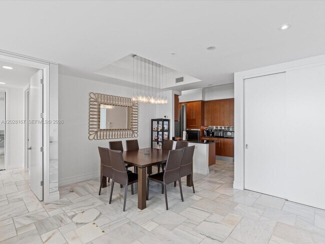 Building Photo - 18101 Collins Ave