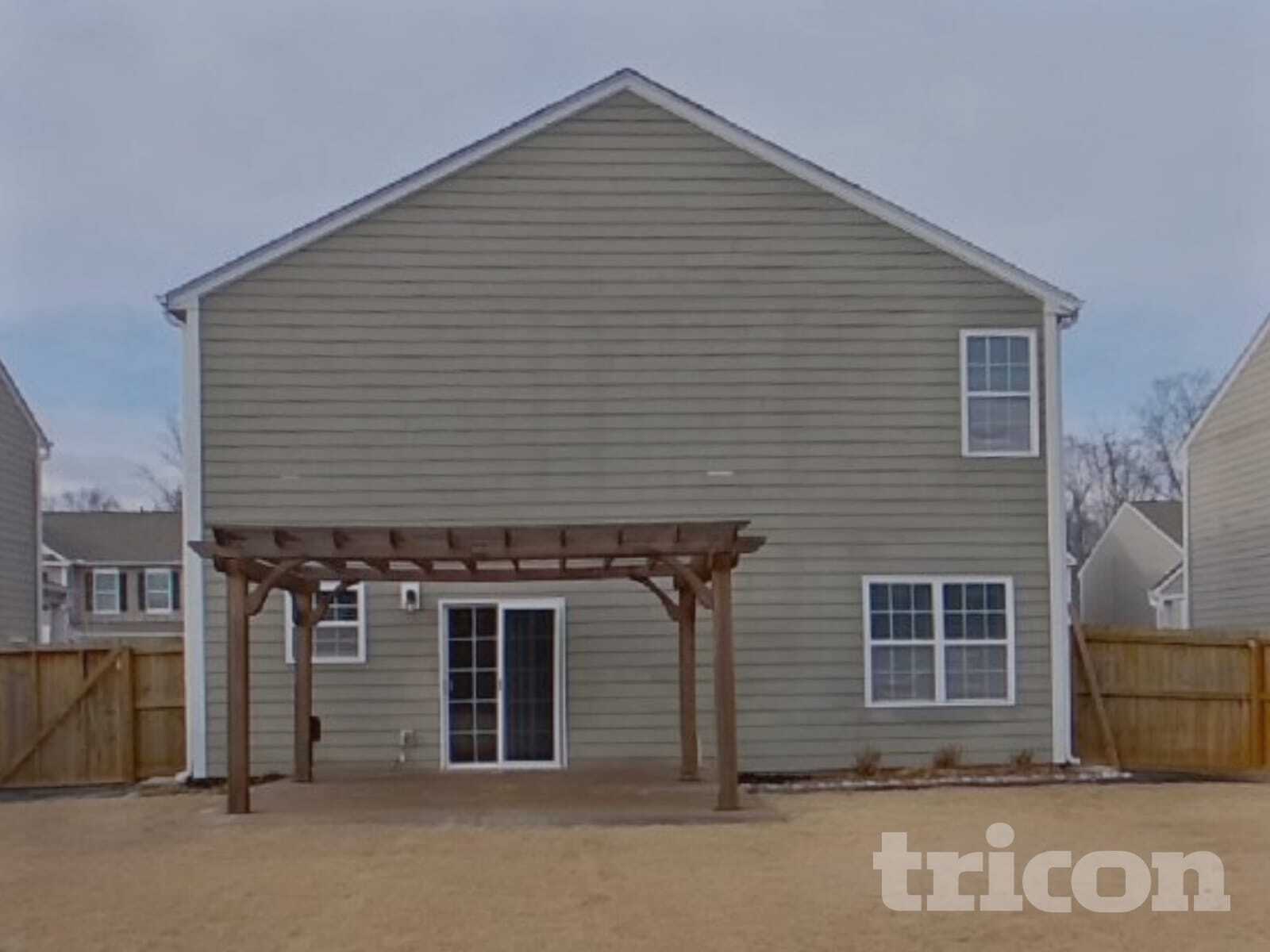 Building Photo - 228 Elmhaven Dr