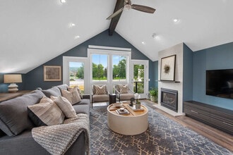 Building Photo - 25 W Birch St