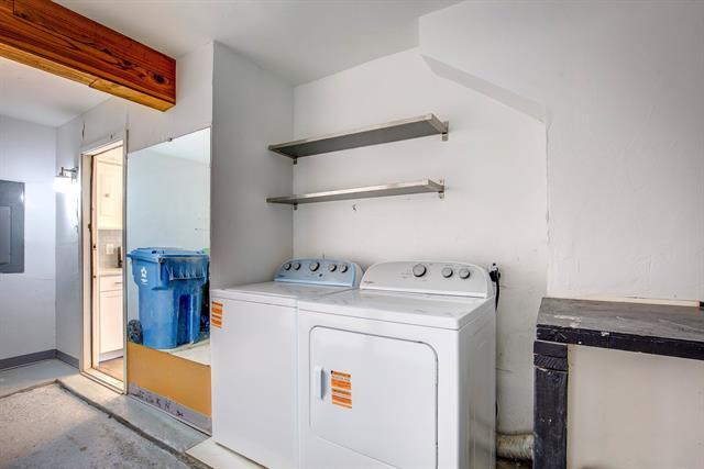 Building Photo - 3728 Blue Bonnet Ct