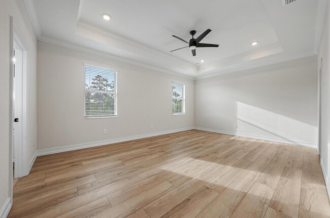 Building Photo - 4770 SW Ardsley Dr