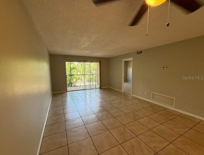 Building Photo - 3700 S Osprey Ave