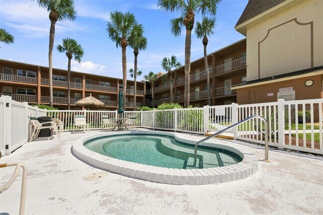 Building Photo - 12760 Indian Rocks Rd