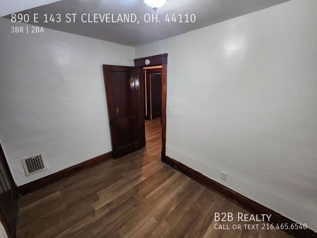 Building Photo - 890 E 143rd St