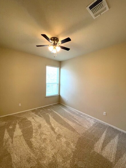 Building Photo - 6512 La Sol Ln