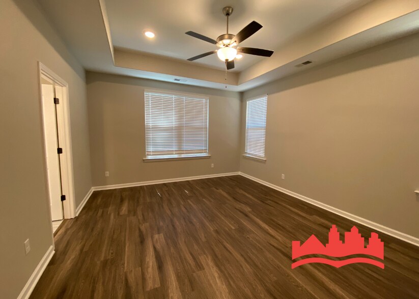 Building Photo - 4231 Tutwiler Ave