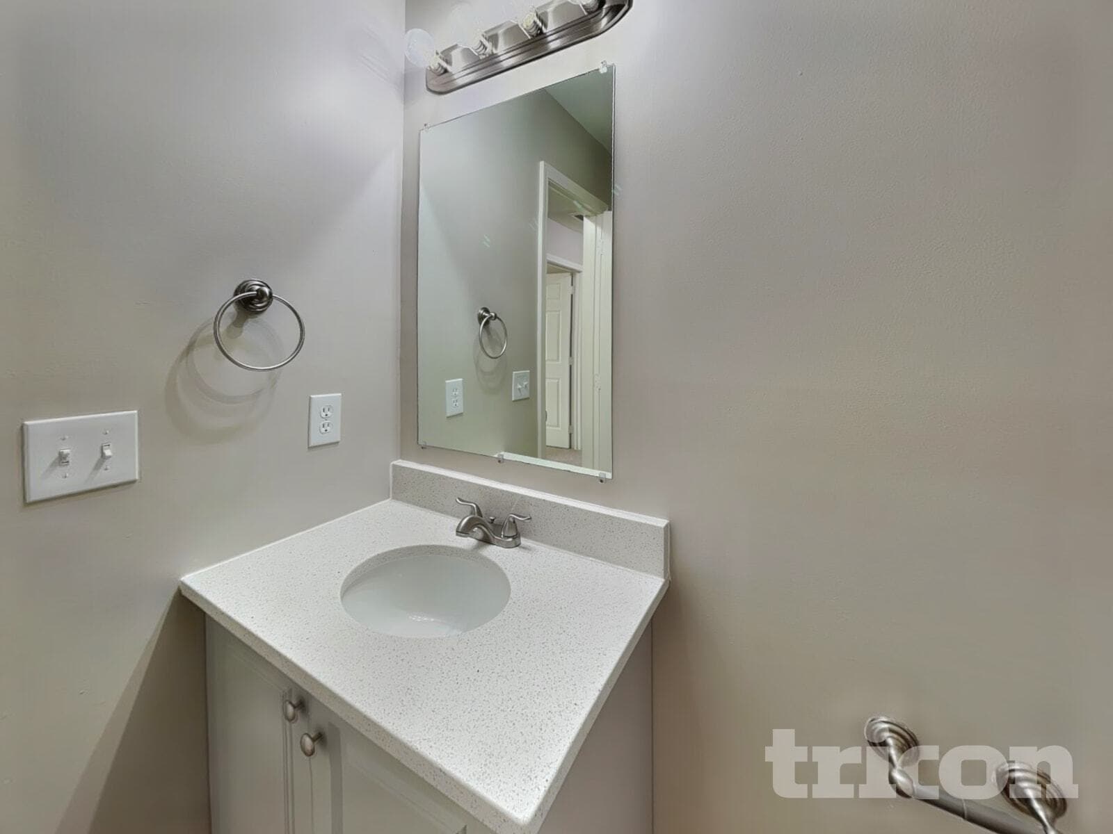 Building Photo - 12435 Shelly Pines Dr