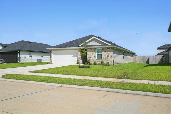 Building Photo - 2227 Laurel Bloom Ln