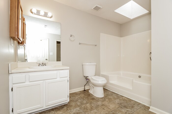 Building Photo - 5417 Brickleberry Way