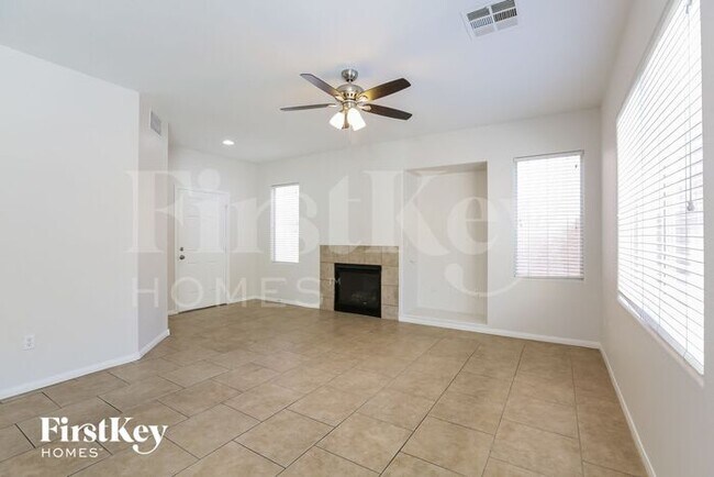 Building Photo - 4009 N Kindhearted Ct