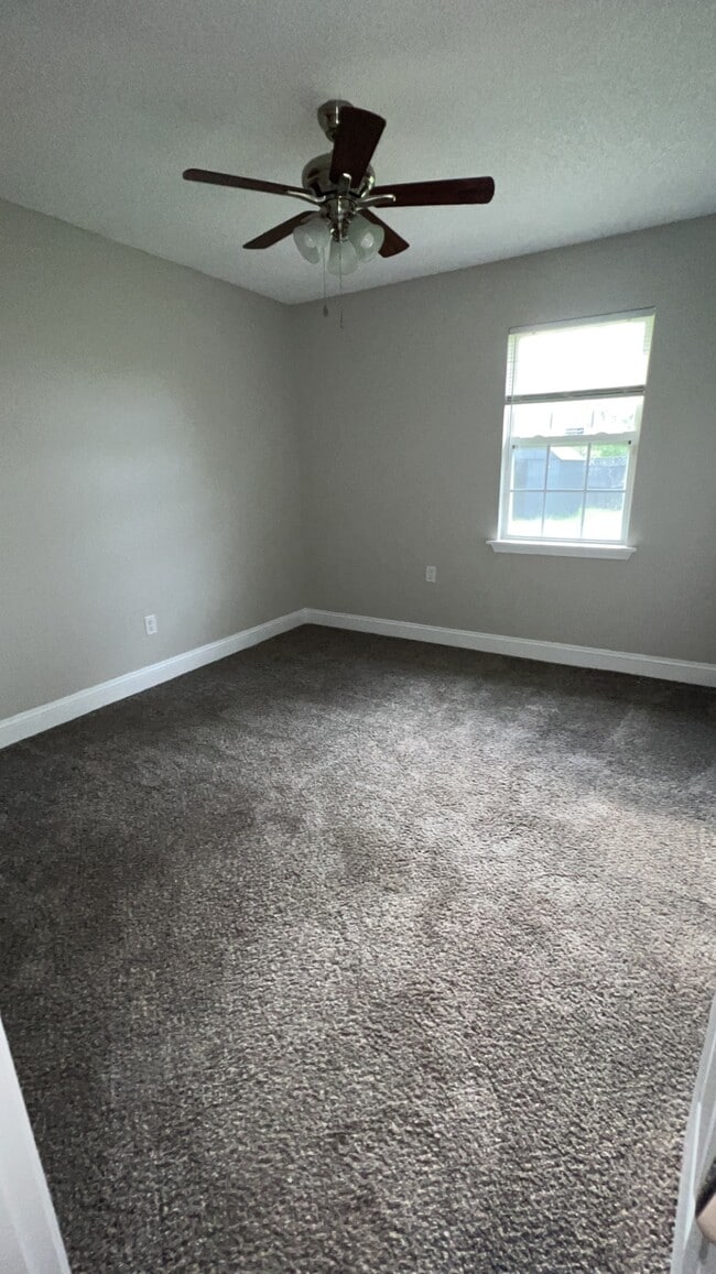 Building Photo - 1019 Barley Dr