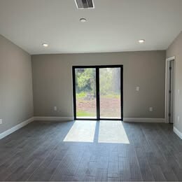 Building Photo - 839 Bedford Dr
