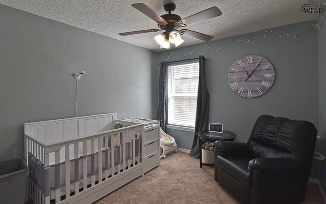 Building Photo - 5516 Chinaberry Dr
